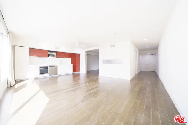 $628,000 | 901 Flower Street, Unit 714, Los Angeles, CA 90015