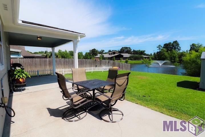 13747 Stone Gate Drive Baton Rouge, LA 70816 - Photo 4 of 25 Gallery Image 4