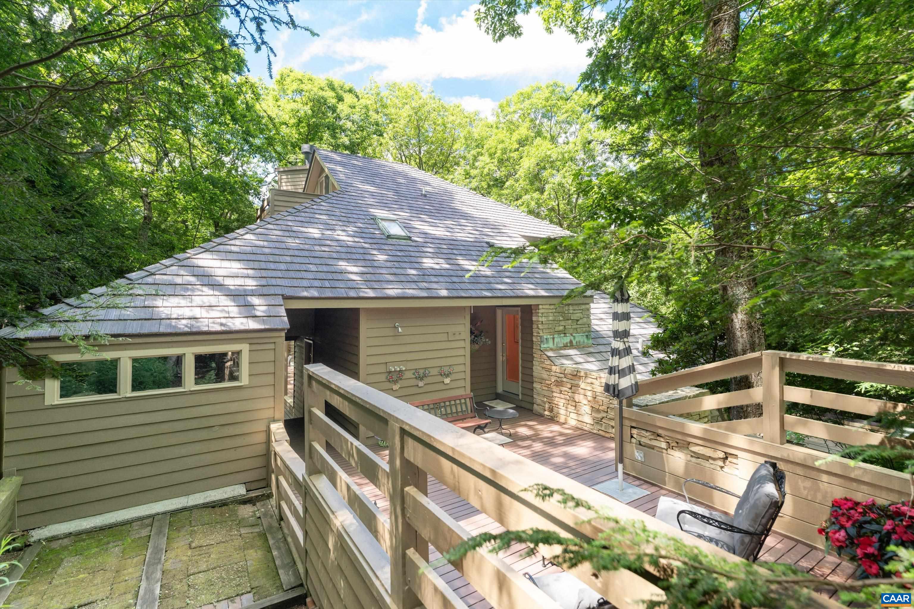 377 Devils Knob Loop Roseland, VA 22967 - Photo 42 of 75