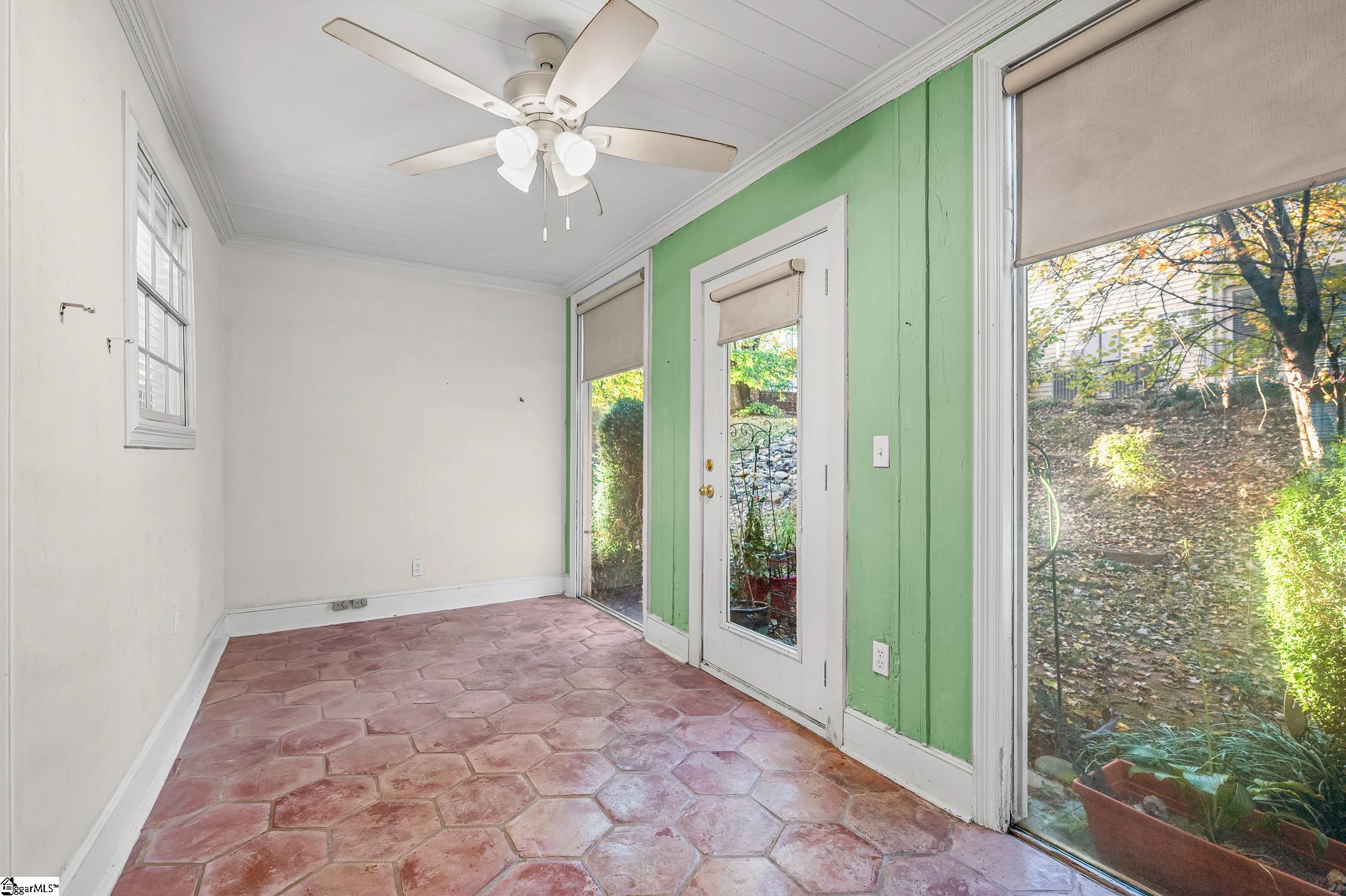 925 Cleveland Street, Unit 141 Greenville, SC 29601 - Photo 6 of 34