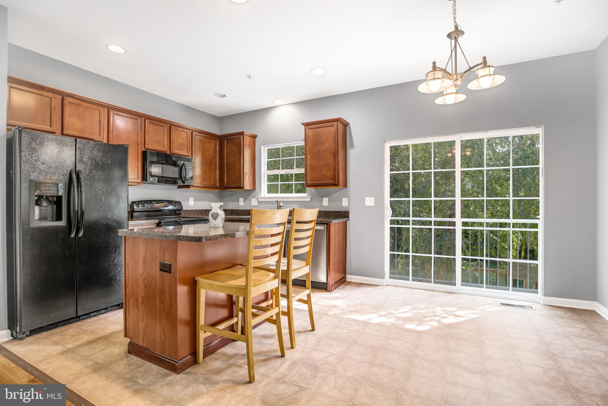 12124 Riverview Drive Newburg, MD 20664 - Photo 8 of 40