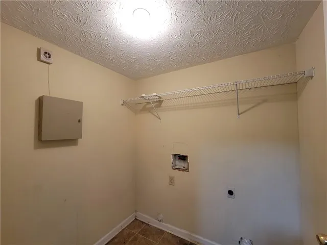 $256,000 | 4223 Morningside Way, Powder Springs, GA 30127