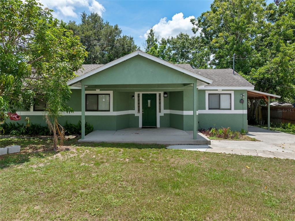 304 Shepard Avenue Dundee, FL 33838 - Photo 46 of 62 a house view with a garden space