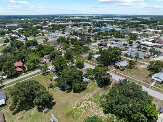 $250,000 | 304 Shepard Avenue, Dundee, FL 33838