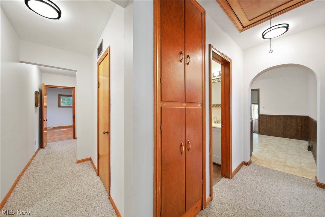1249 South Beachview Road Willoughby, OH 44094 - Photo 21 of 24 Gallery Image 21