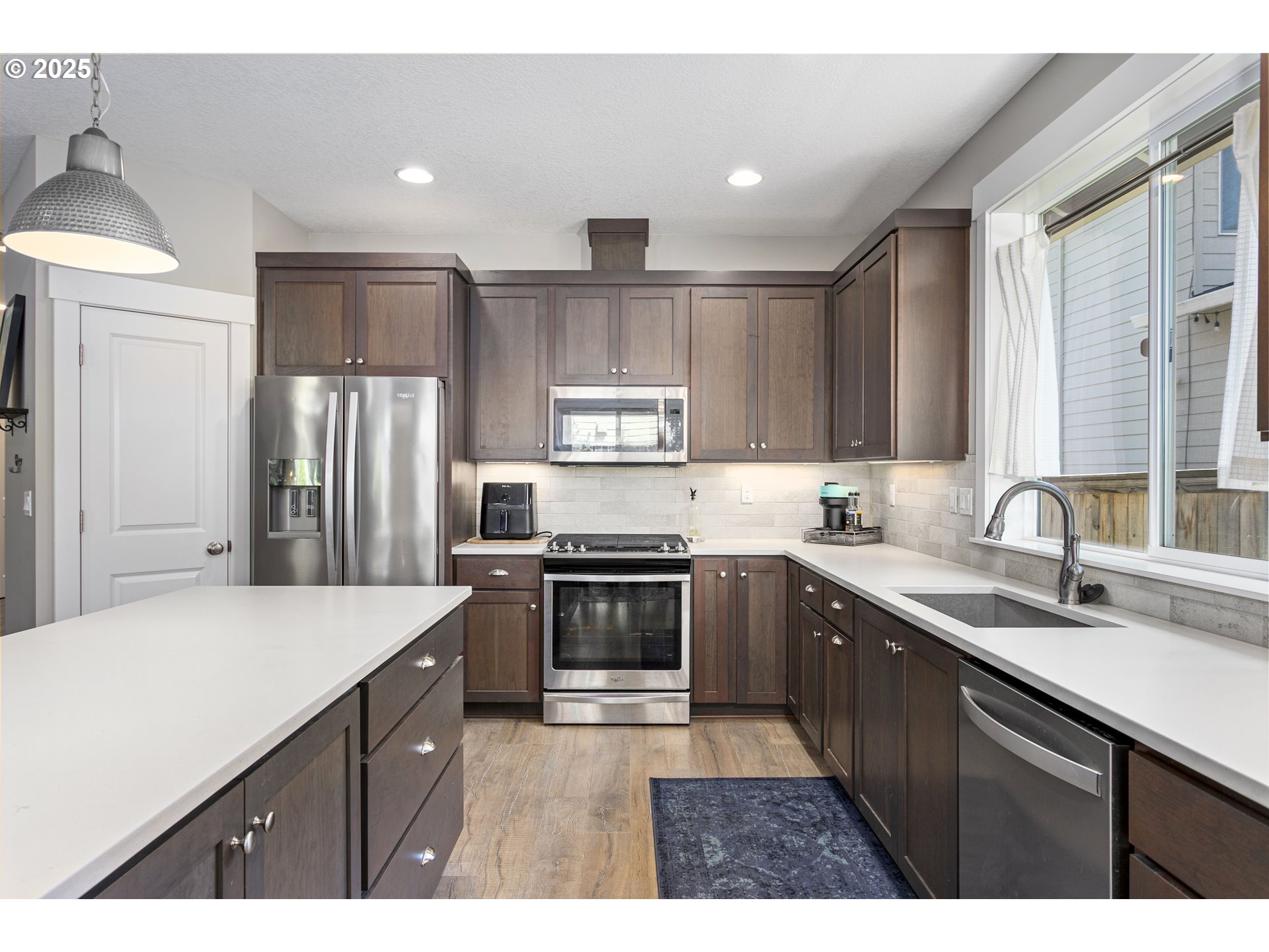 38409 Juniper Street Sandy, OR 97055 - Photo 15 of 44 Gallery Image 15