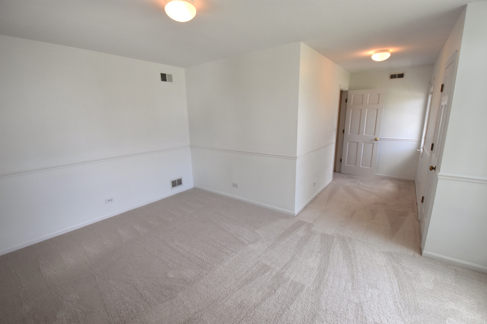 918 Illinois Road Wilmette, IL 60091 - Photo 23 of 33