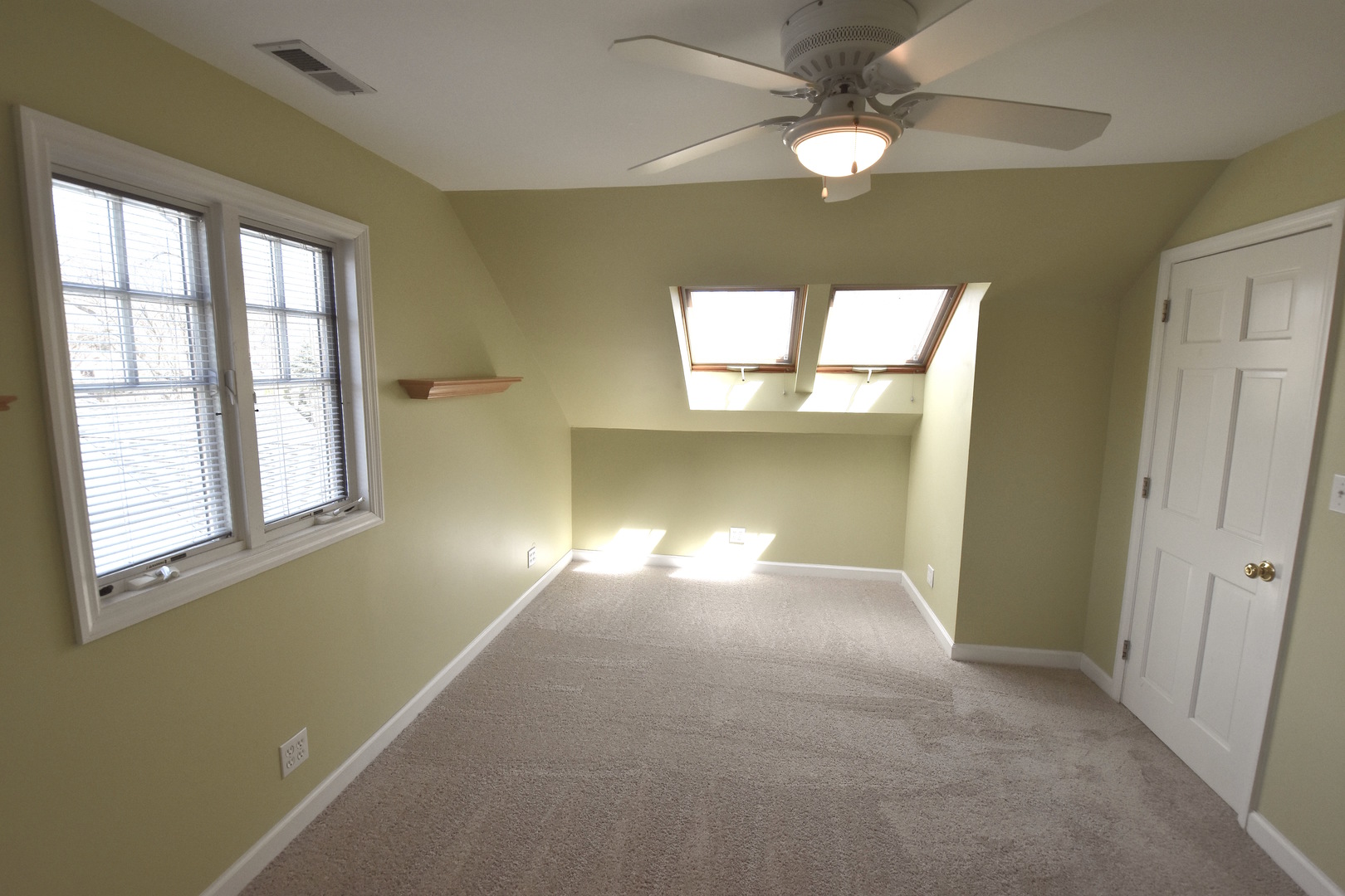 918 Illinois Road Wilmette, IL 60091 - Photo 27 of 33