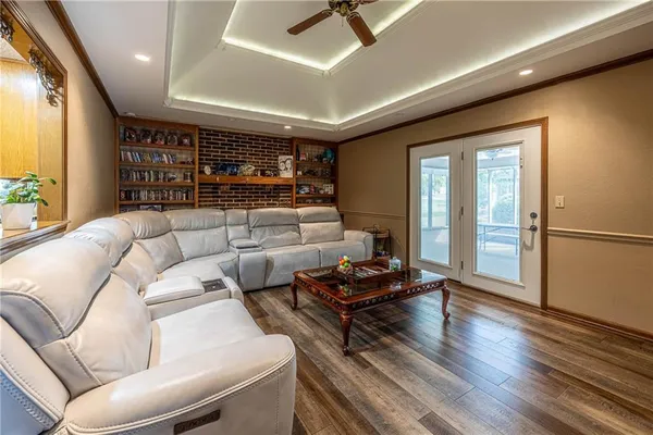 $394,900 | 1804 South Nicklaus Drive, Clinton, MO 64735