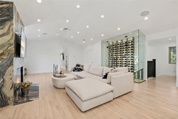 $1,399,000 | 7628 Airlie Drive, Tujunga, CA 91042