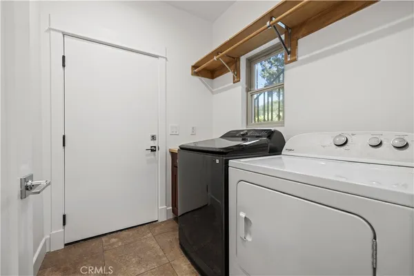 $1,399,000 | 7628 Airlie Drive, Tujunga, CA 91042