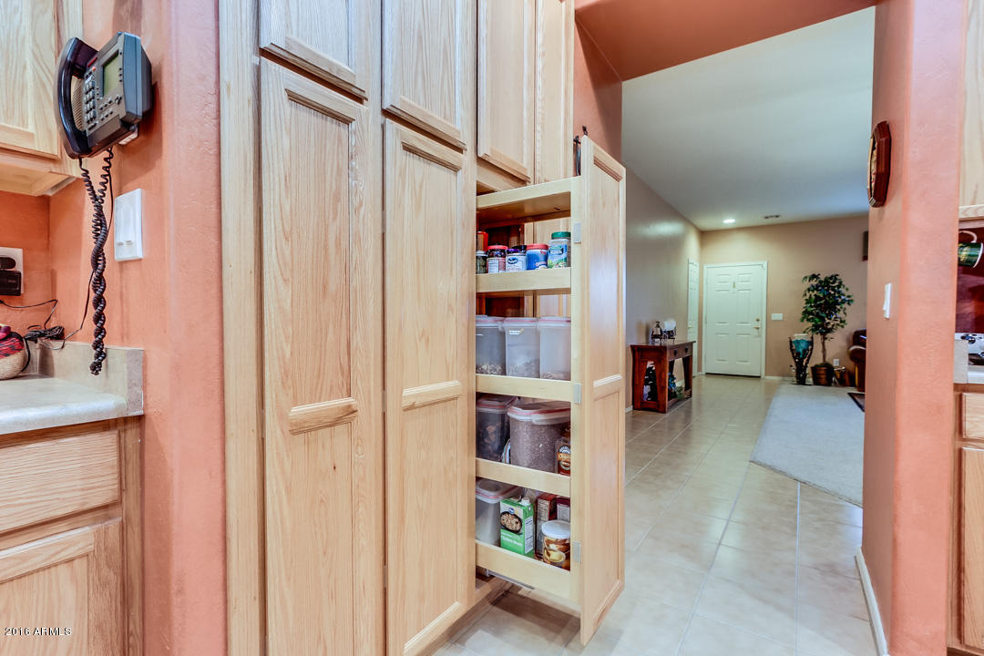 6801 West Maldonado Road Laveen, AZ 85339 - Photo 16 of 49 Pantry