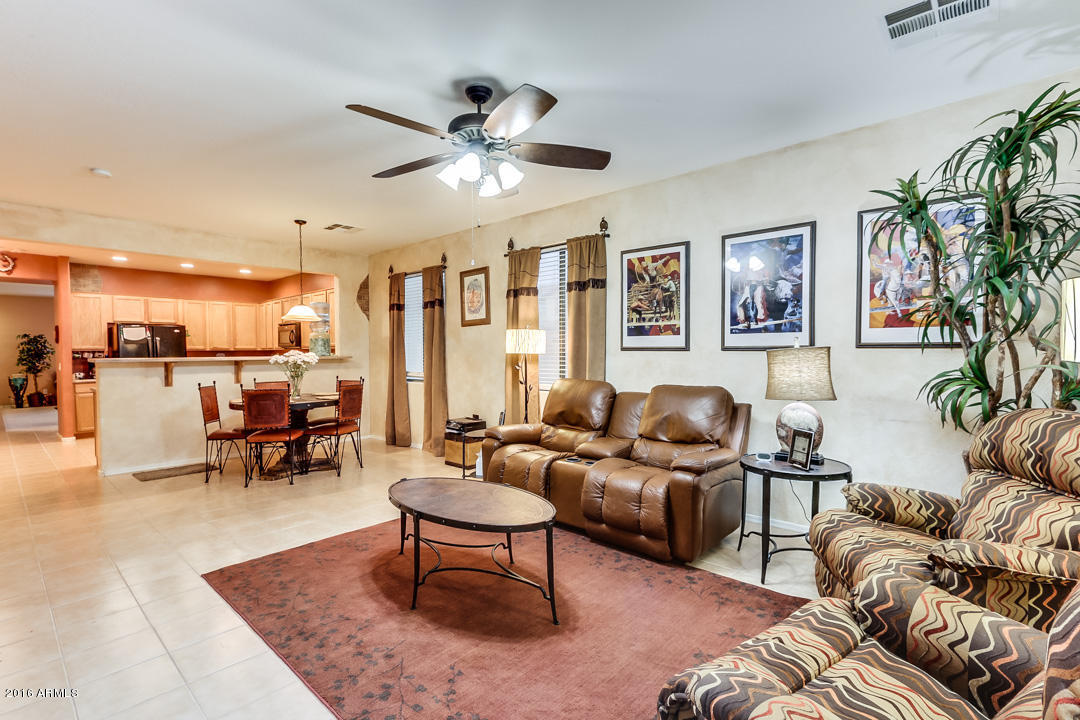6801 West Maldonado Road Laveen, AZ 85339 - Photo 23 of 49 Family-Dining Room