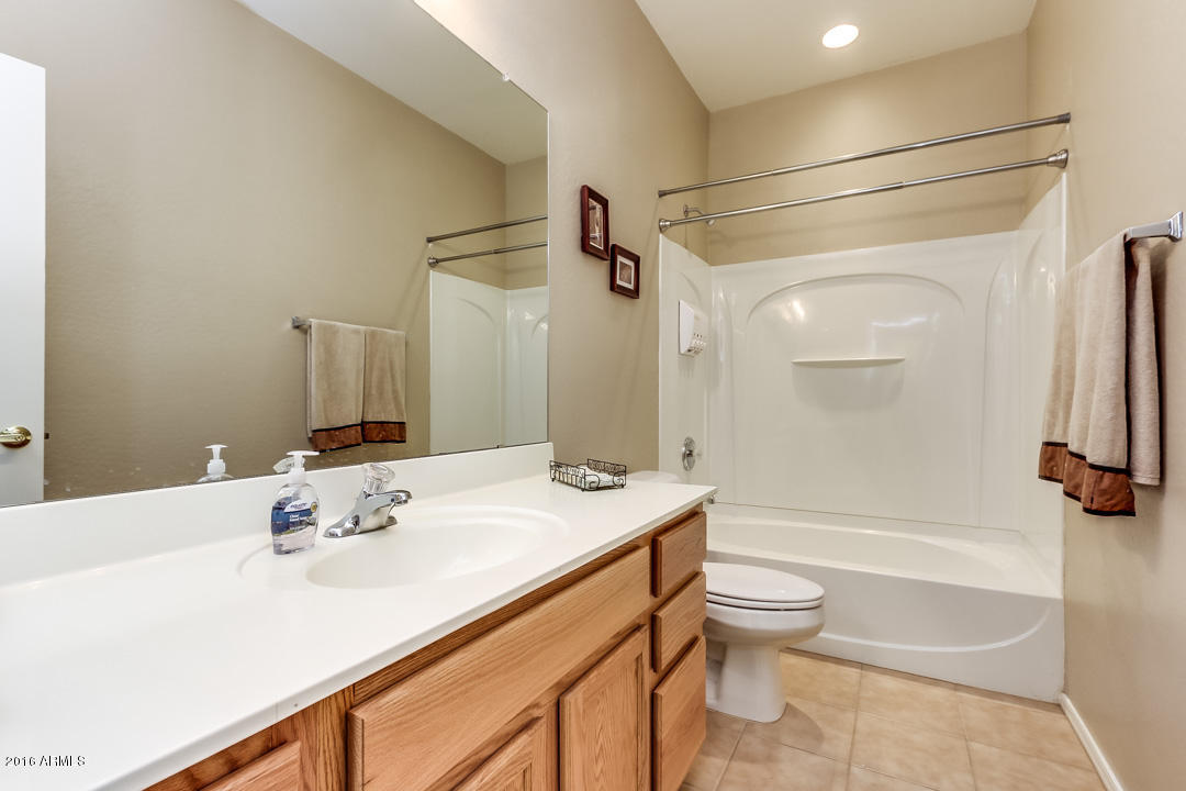 6801 West Maldonado Road Laveen, AZ 85339 - Photo 35 of 49 Hall Bathroom