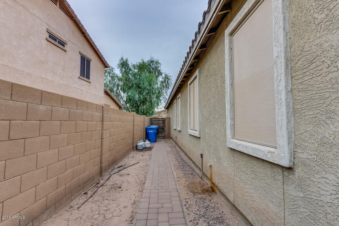 6801 West Maldonado Road Laveen, AZ 85339 - Photo 46 of 49 Side Yard