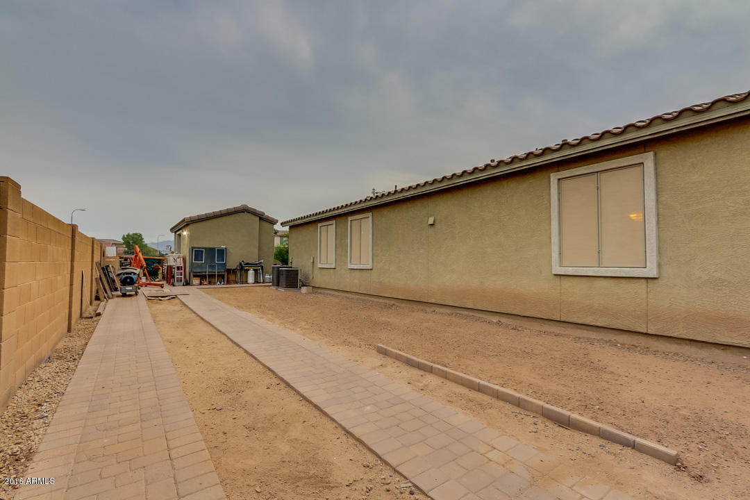 6801 West Maldonado Road Laveen, AZ 85339 - Photo 48 of 49 Side Yard