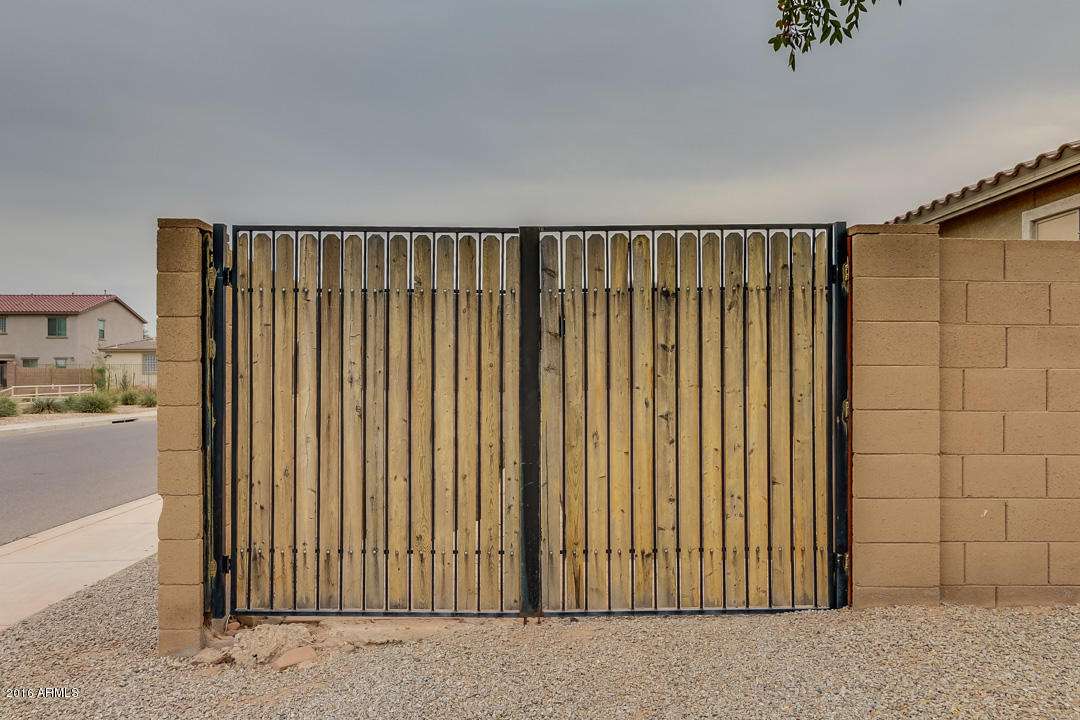 6801 West Maldonado Road Laveen, AZ 85339 - Photo 10 of 49 RV Gate