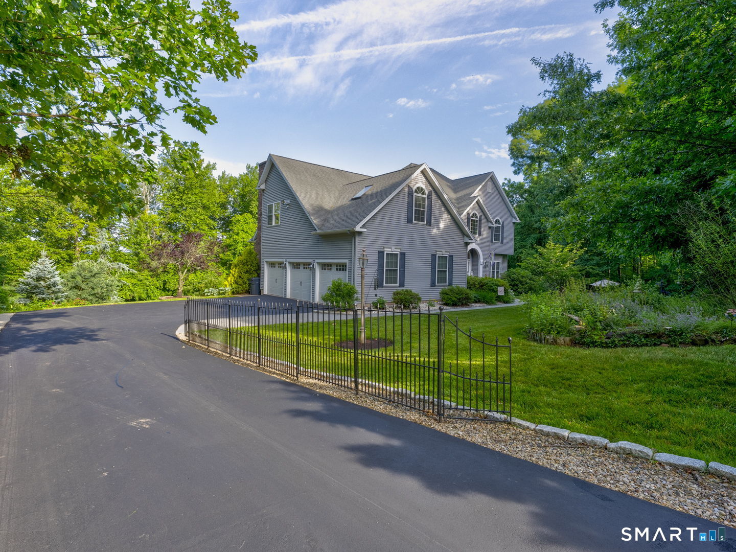 238 Budding Ridge Road Southington, CT 06489 - Photo 6 of 40