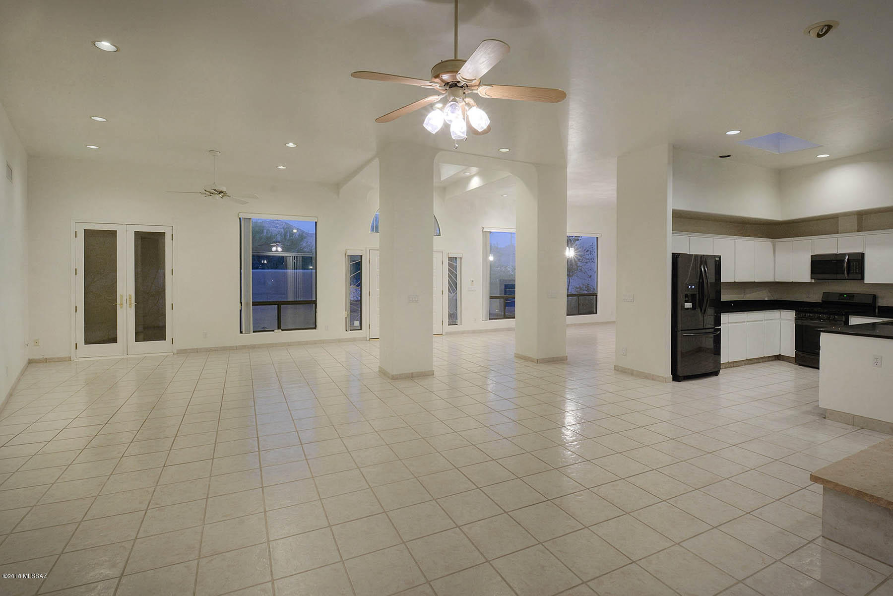 4925 North Craycroft Road Tucson, AZ 85718 - Photo 5 of 39 Gallery Image 5