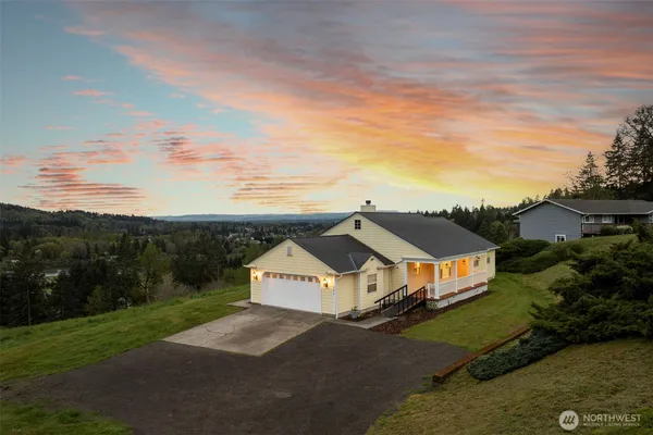 $769,900 | 351 Butte Hill Road, Woodland, WA 98674