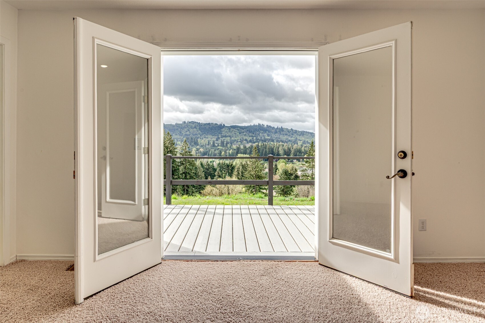 351 Butte Hill Road Woodland, WA 98674 - Photo 10 of 40