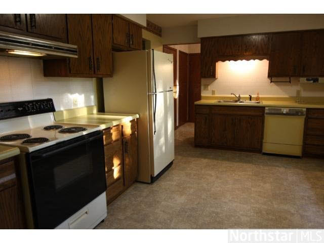 1687 West Church Road Star Prairie, WI 54026 - Photo 5 of 18 Gallery Image 5