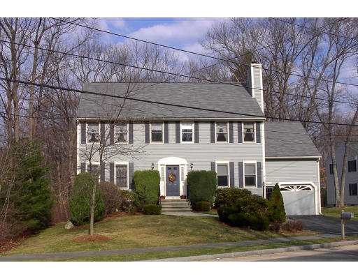 36 Lindsay Lane Reading, MA 01867 - Photo 1 of 16