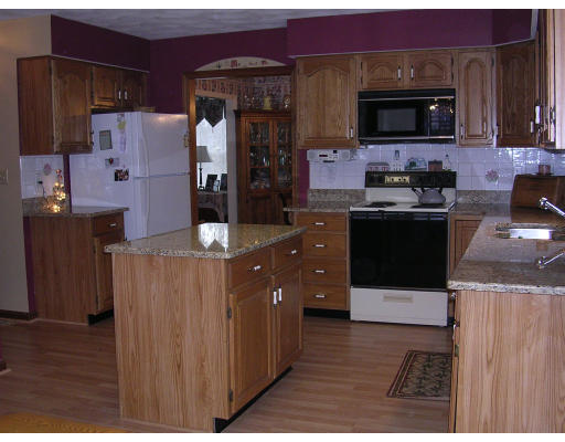 36 Lindsay Lane Reading, MA 01867 - Photo 8 of 16