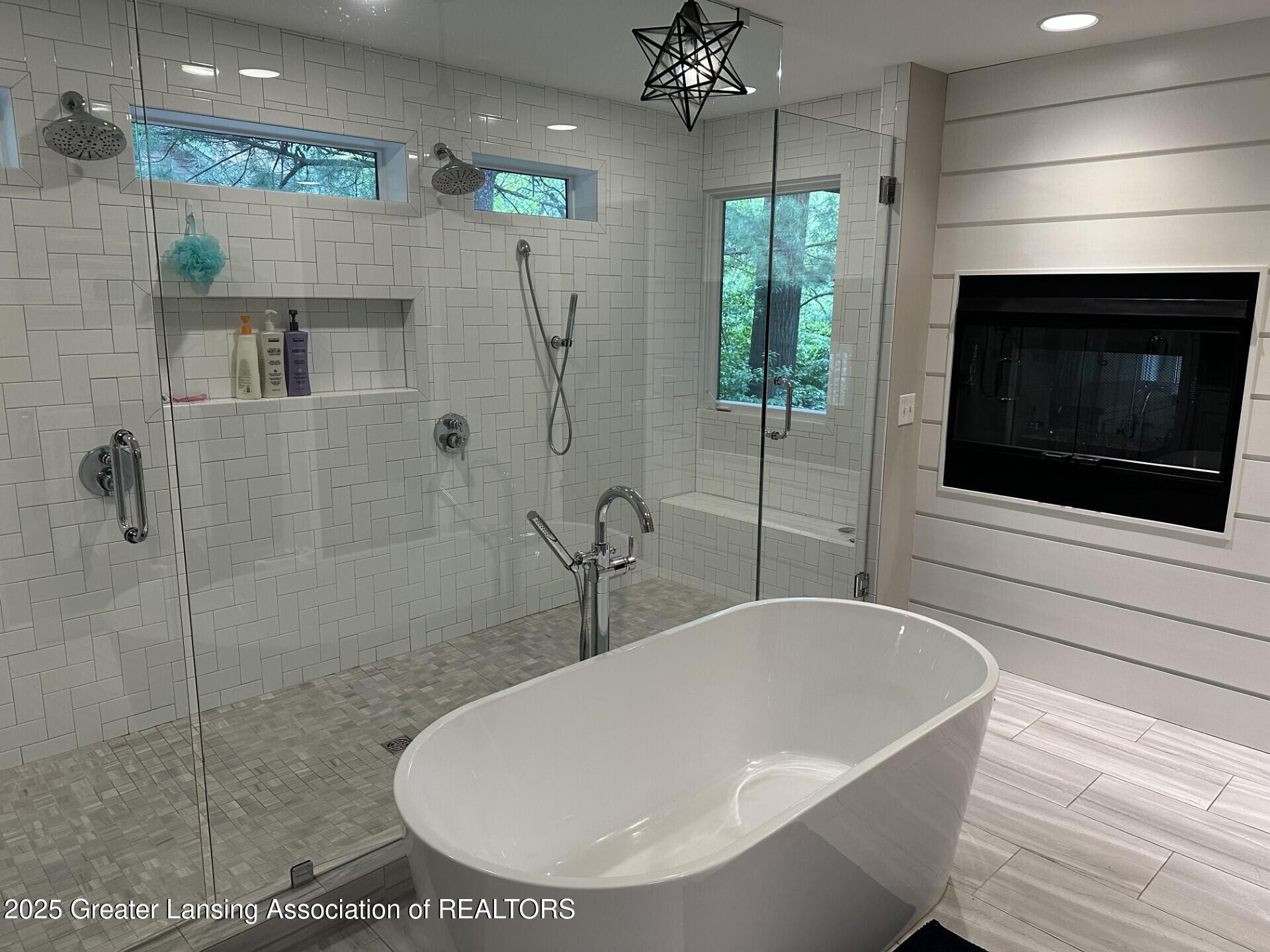 4341 Aztec Way Okemos, MI 48864 - Photo 29 of 54 bath