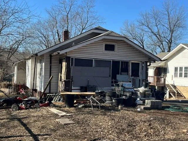 $99,000 | 578 South Oxford Avenue, Independence, MO 64053