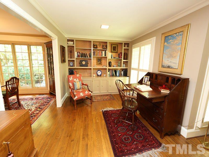 720 Staley Court Raleigh, NC 27609 - Photo 6 of 25 Gallery Image 6