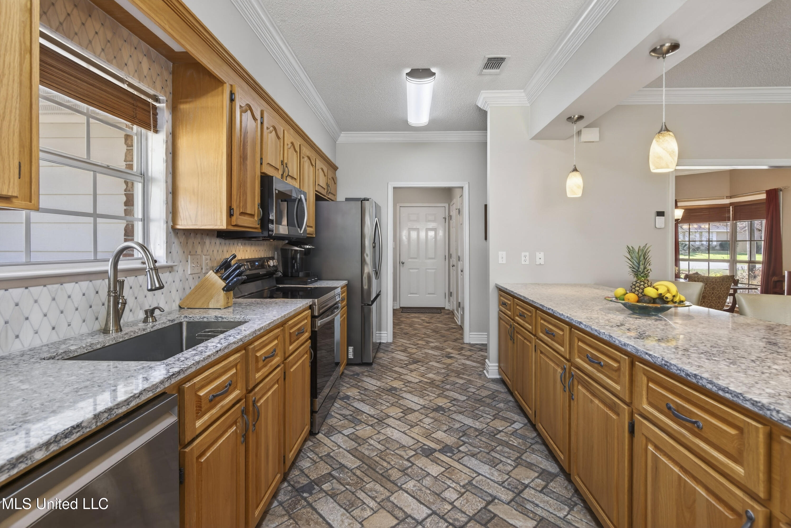 8938 Hanalei Circle Diamondhead, MS 39525 - Photo 12 of 34 8938HanaleiCir-14