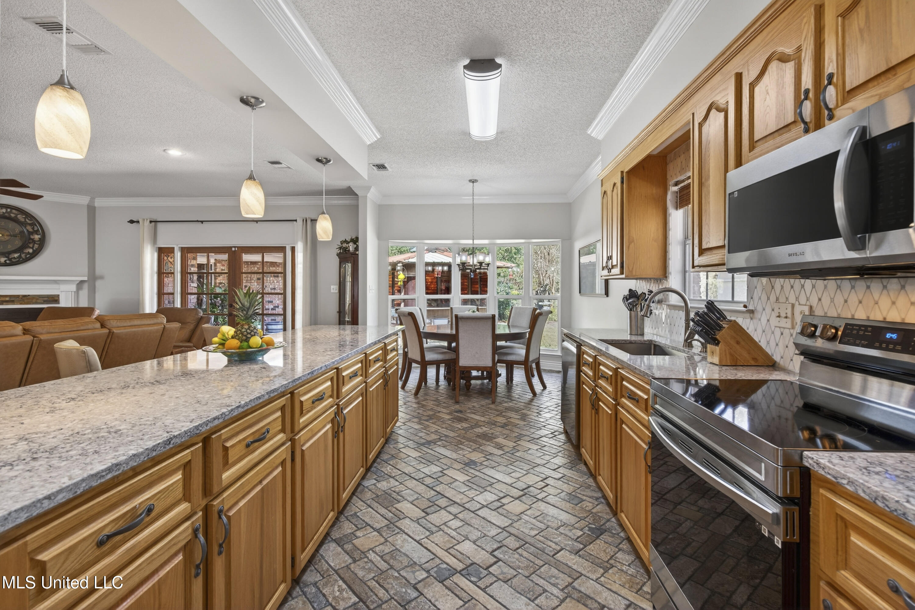 8938 Hanalei Circle Diamondhead, MS 39525 - Photo 13 of 34 8938HanaleiCir-15