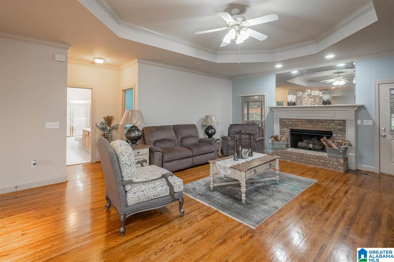 635 Bennett Drive Alabaster, AL 35007 - Photo 7 of 44