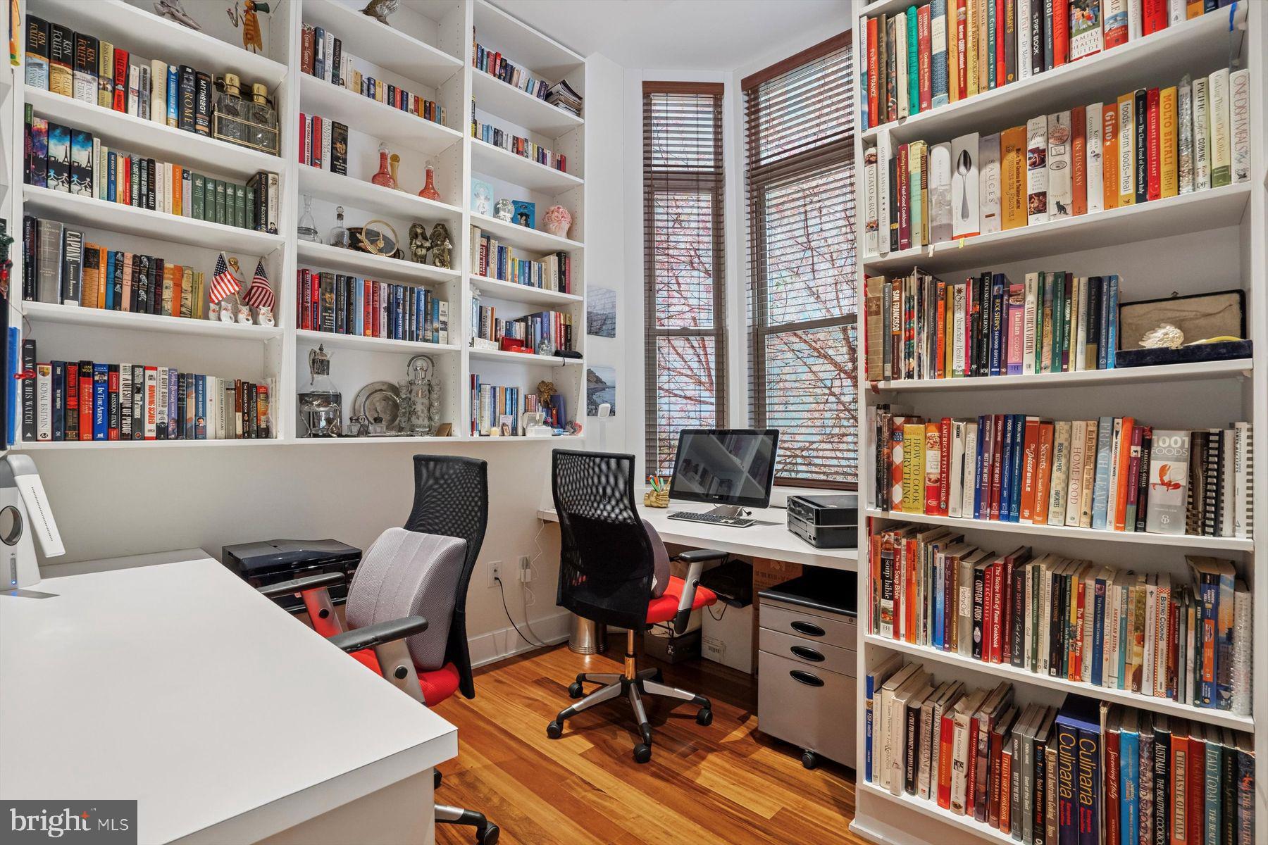 421 Chestnut Street, Unit 402 Philadelphia, PA 19106 - Photo 21 of 33