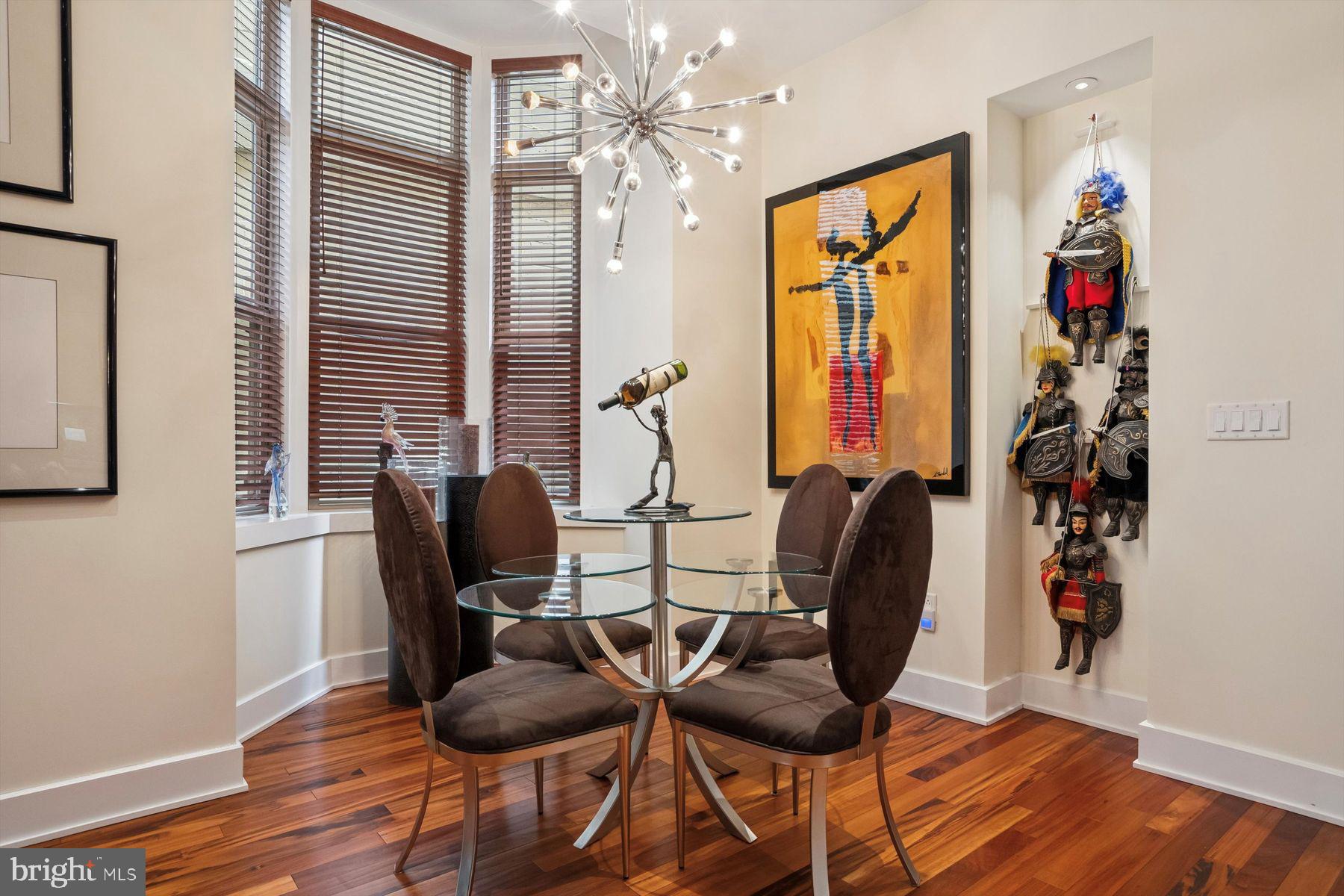 421 Chestnut Street, Unit 402 Philadelphia, PA 19106 - Photo 10 of 33