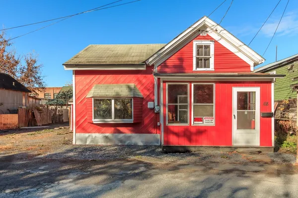 $165,000 | 68 Jarvis Street, Windsor, VT 05089