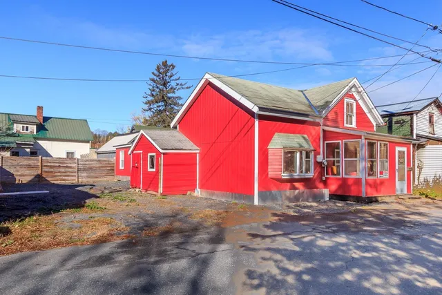 $165,000 | 68 Jarvis Street, Windsor, VT 05089