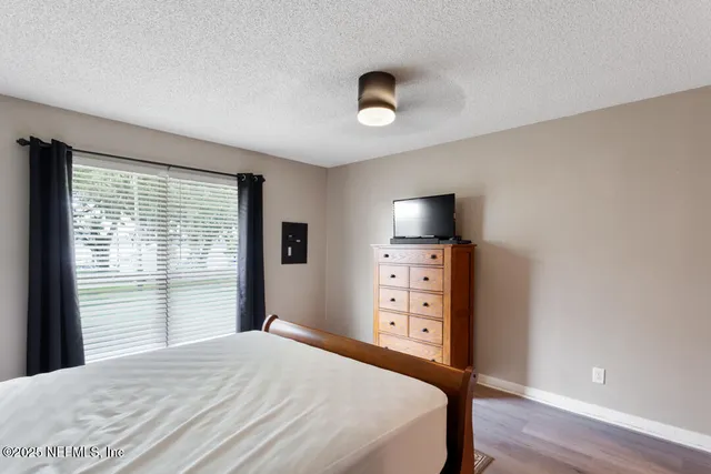 $1,800 | 222 Hiawatha Court, East Palatka, FL 32131