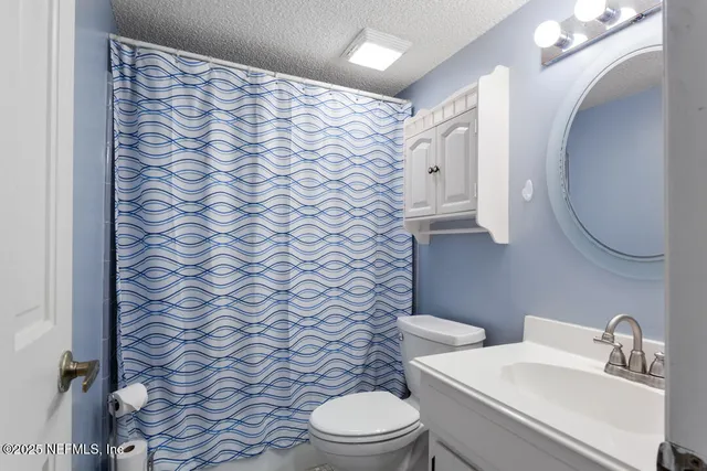 $1,800 | 222 Hiawatha Court, East Palatka, FL 32131