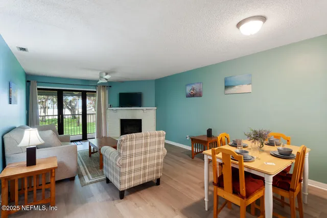 $1,800 | 222 Hiawatha Court, East Palatka, FL 32131