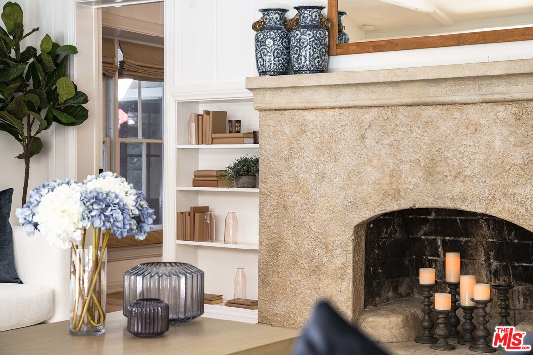 21528 Entrada Road Topanga, CA 90290 - Photo 4 of 49 Gallery Image 4