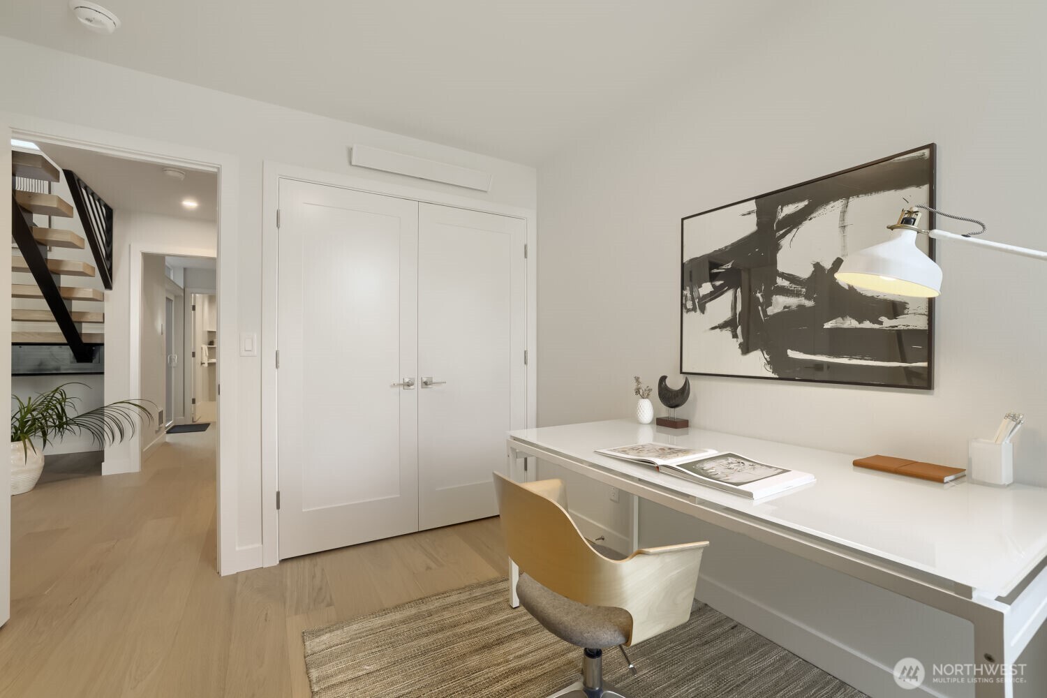 813 Northeast 90th Street Seattle, WA 98115 - Photo 21 of 35