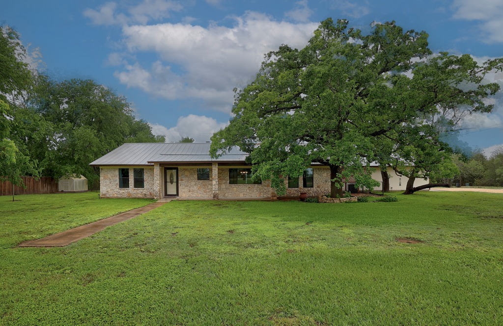 986 Shiloh Road Bastrop, TX 78602 - Photo 5 of 38