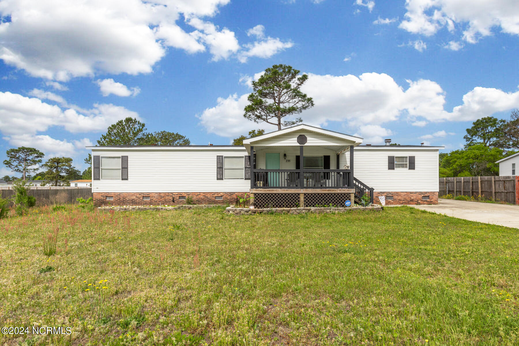235 Queens Haven Road Hubert, NC 28539 - Photo 1 of 31 Welcome Home!
