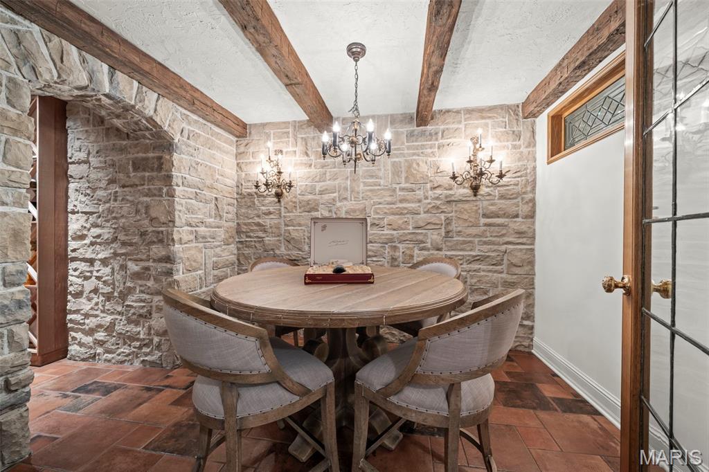 760 Kent Road Ladue, MO 63124 - Photo 42 of 61