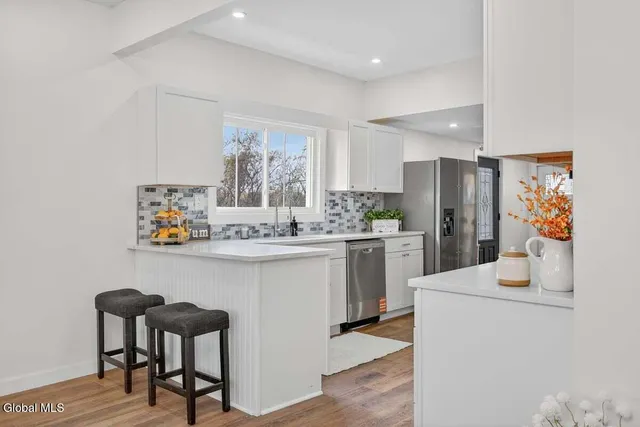 $549,900 | 48 McBride Road, Halfmoon, NY 12118