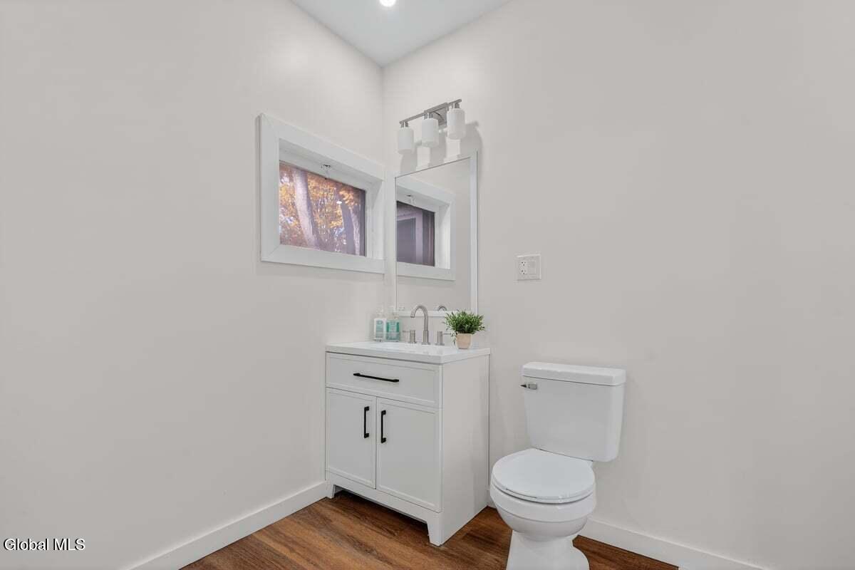 48 McBride Road Halfmoon, NY 12118 - Photo 17 of 47 48 MCBRIDE-20