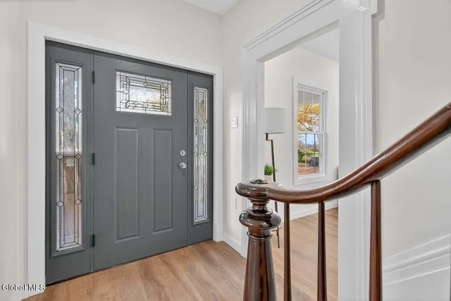 $549,900 | 48 McBride Road, Halfmoon, NY 12118