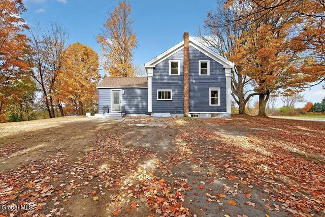 $549,900 | 48 McBride Road, Halfmoon, NY 12118